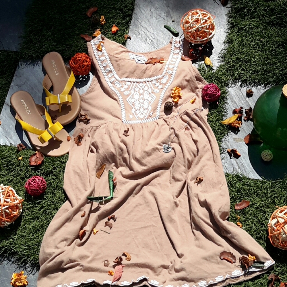 A tan Western Roper dress